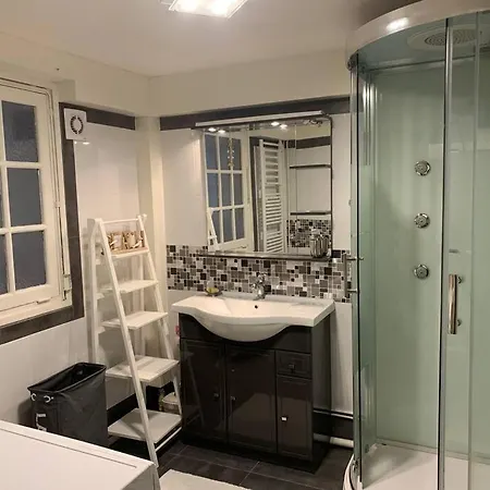 Apartamento Cocooning Avec Parking Gratuit & Wifi